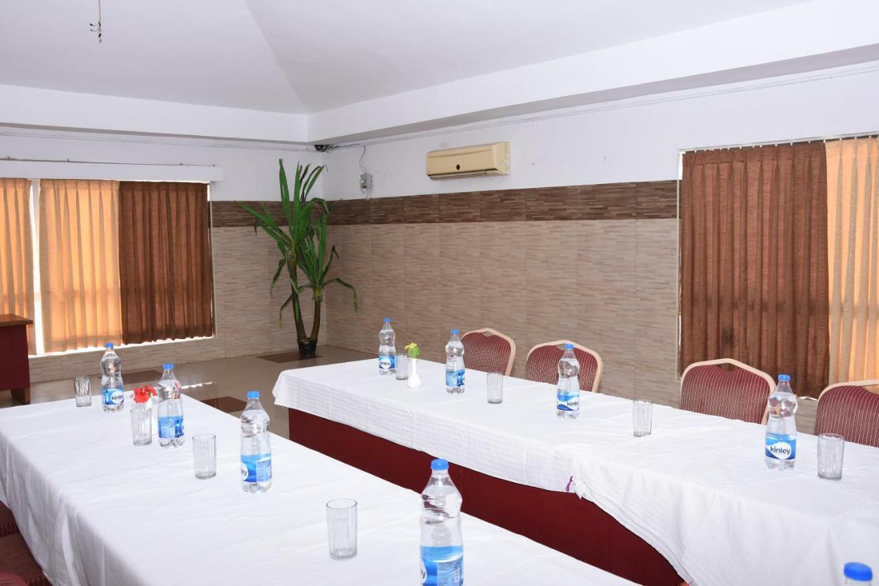 Park Beach Resort Chennai Exterior photo