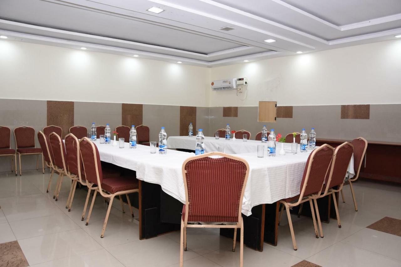 Park Beach Resort Chennai Exterior photo