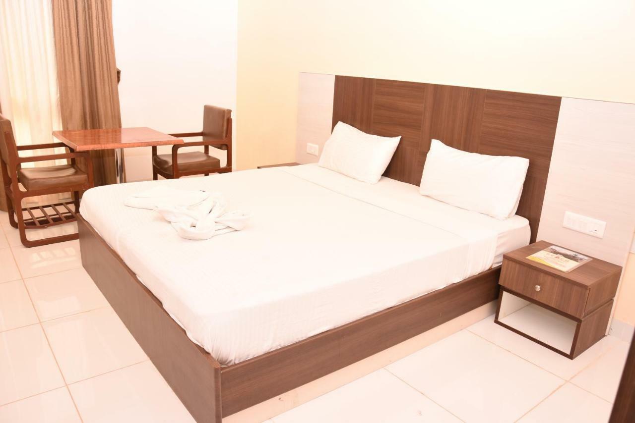 Park Beach Resort Chennai Exterior photo